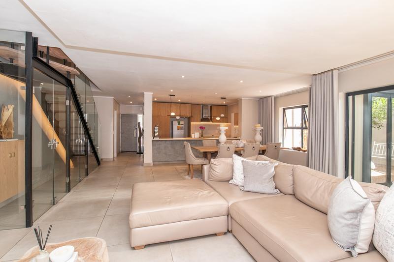 3 Bedroom Property for Sale in Stonehurst Mountain Estate Western Cape